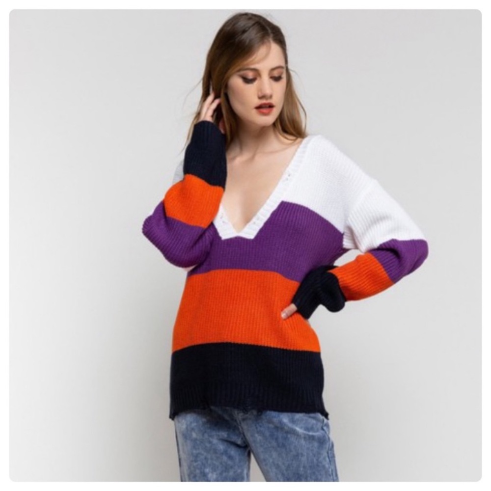 *Boutique Clearance* POL Colorblock Distressed Deep V Neck Sweater - Picture 4 of 8